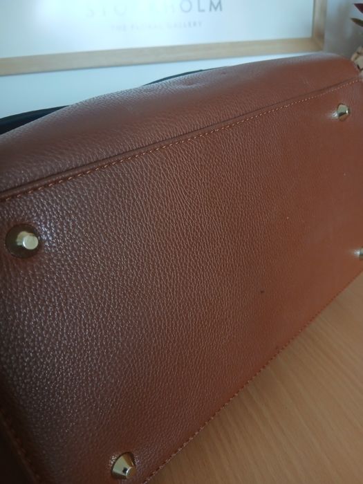 Geantă de mână/umăr extrem de frumoasă