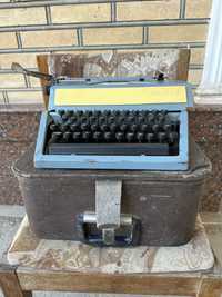 Пишущая машинка ссср