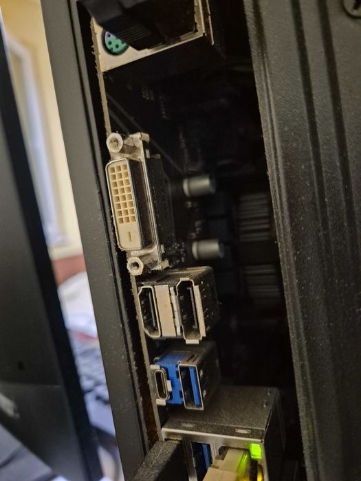 Компютър i5 10400f RTX 2060