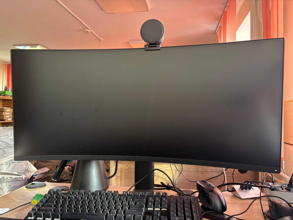 Монитор Xiaomi Mi Curved Gaming XMMNTWQ34