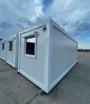 Vand containere modulare standarde la oferta