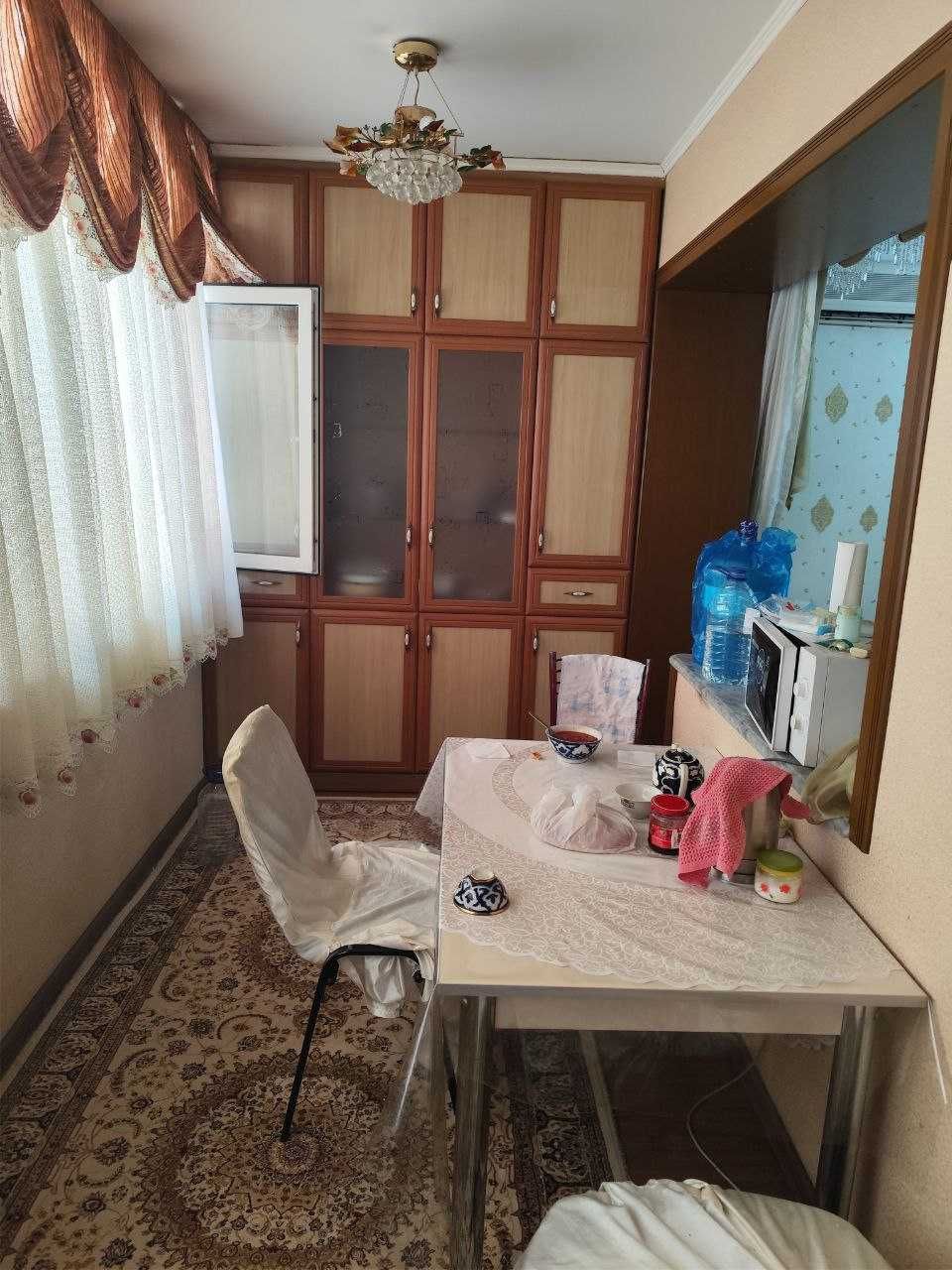Квартира сотилади
