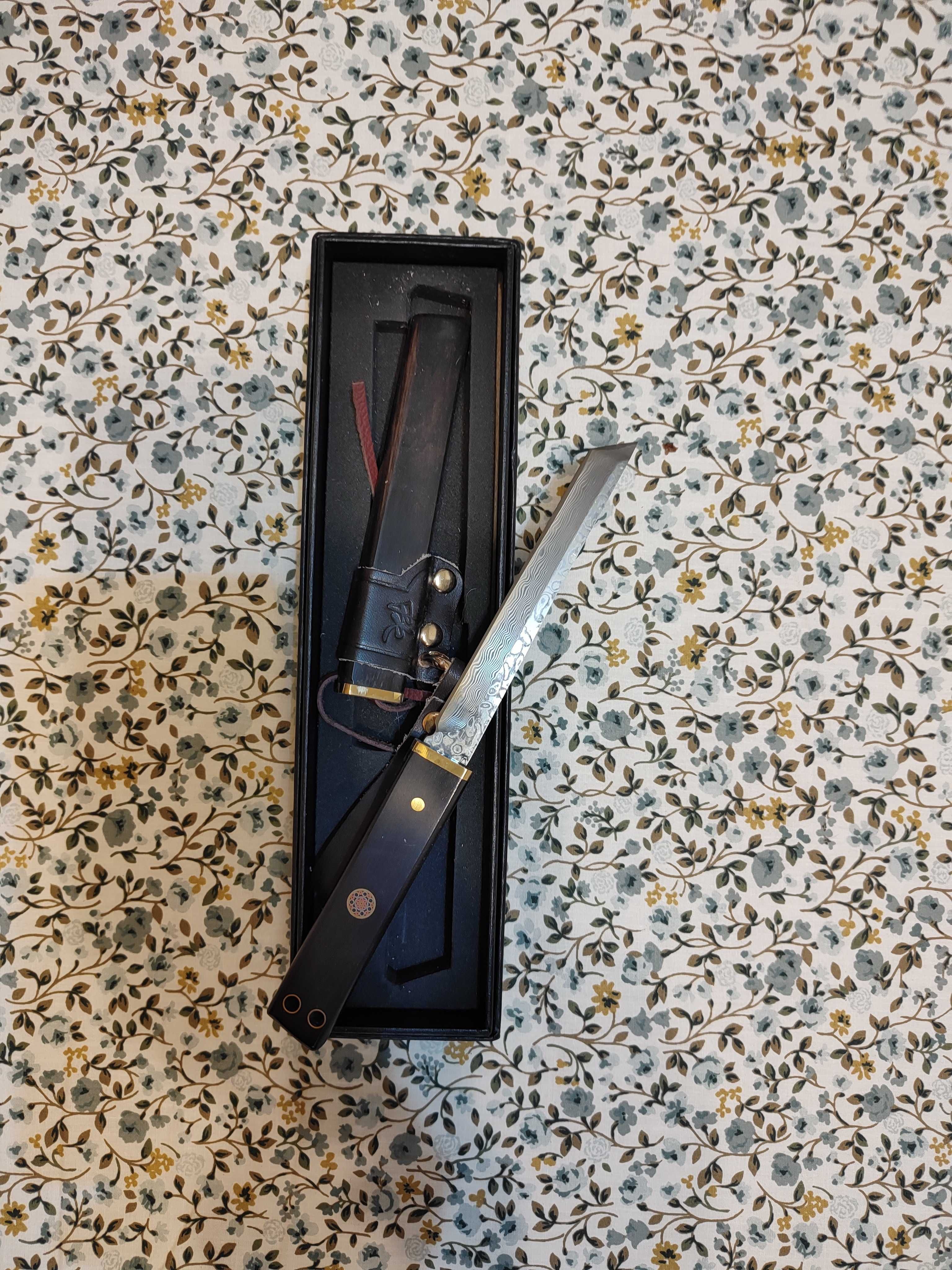 Cutit japonez Kodachi, otel Damasc, 2 modele, teaca lemn teak