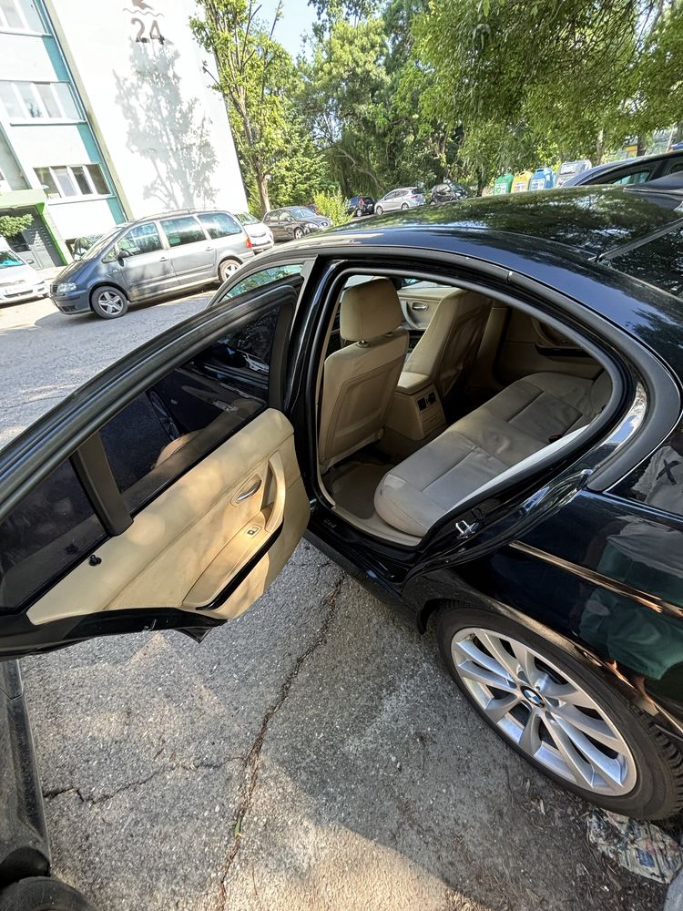 BMW Е90 320d 2006 година