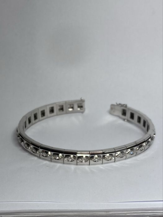 Bratara aur alb 18kt.cu diamante 0.50ct