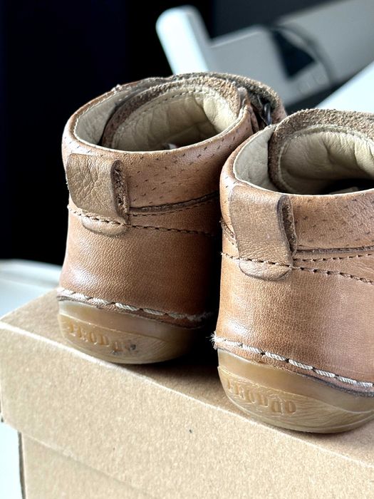 Боси обувки Froddo за прохождащо дете