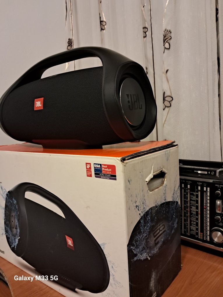 Jbl boombox original