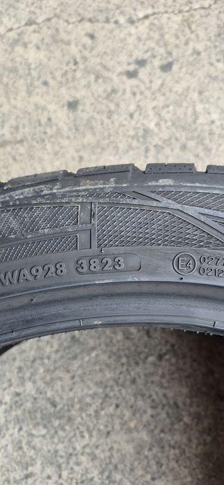 4 anvelope iarna Vredestein,fata 285/40/22,spate 325/35/22.Pret pe buc