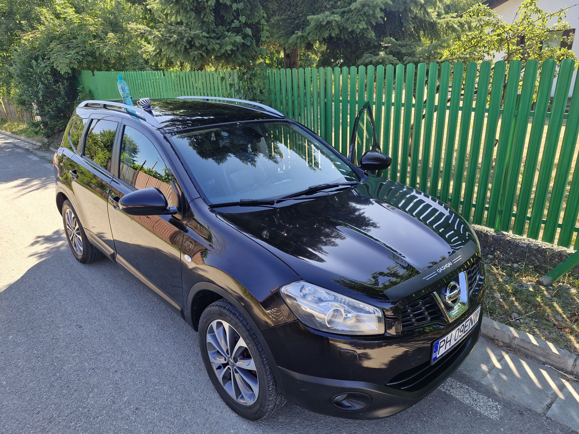 Vând Nissan qashqai 2011