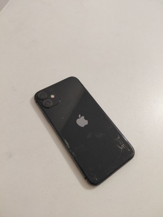 Продам Iphone 11 64GB