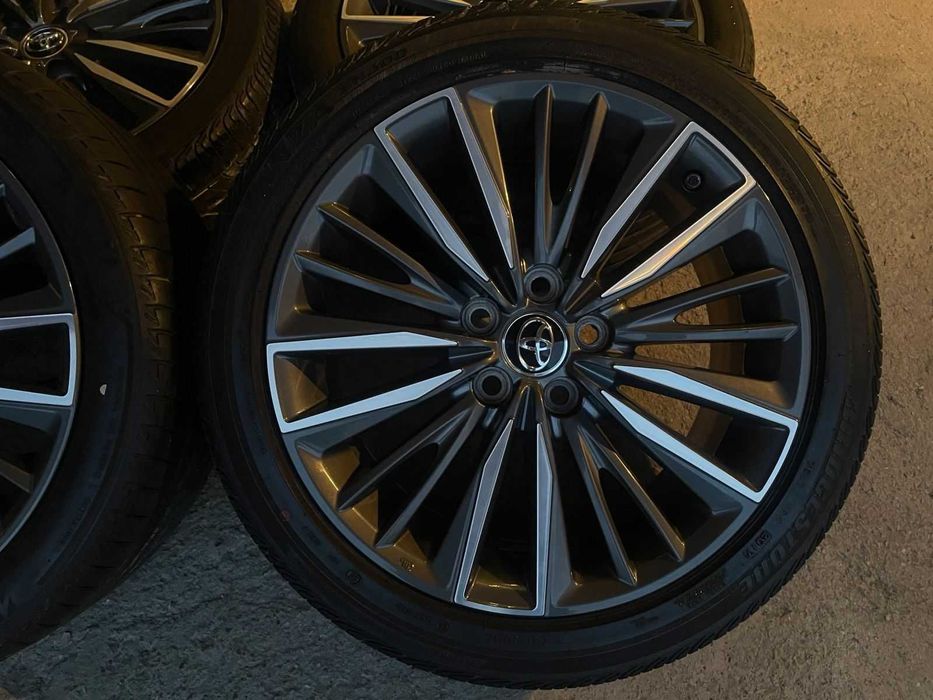Jante 18" Toyota Avensis anvelope Bridgestone 225 45 senzori presiune