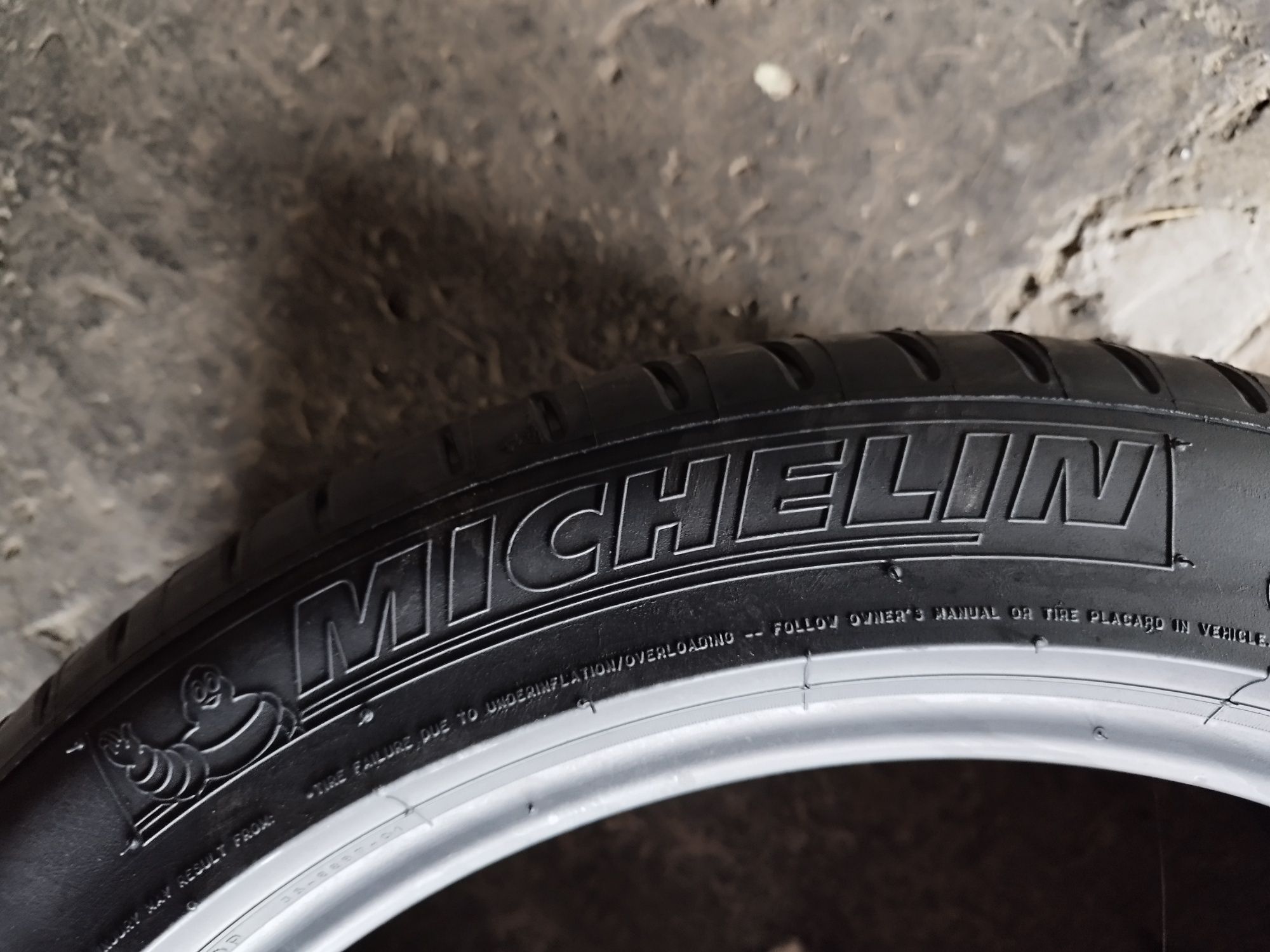 2 anvelope de vară noi  Michelin Pilot Super Sport 235/45/18,dot 2019