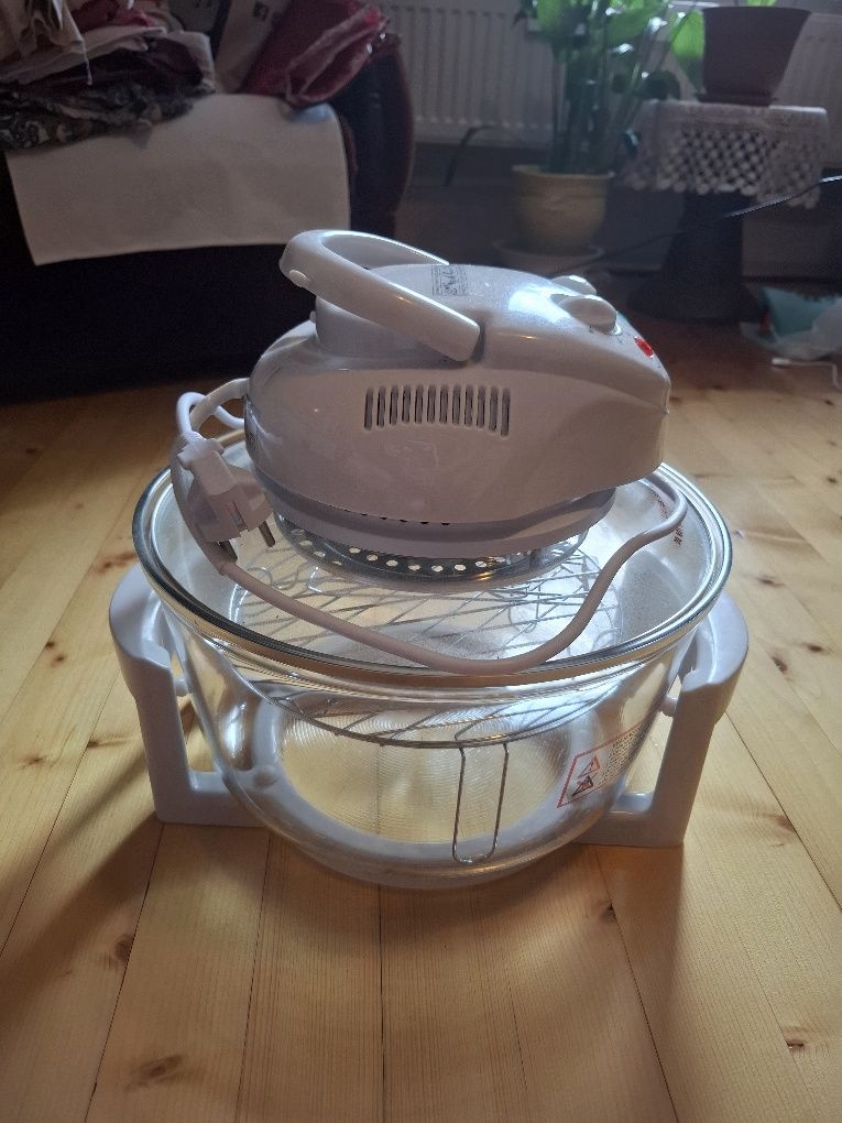 Като нов: MÜHLER MFC-1200 2IN1 – Халогенна фурна и Еър Фрайър