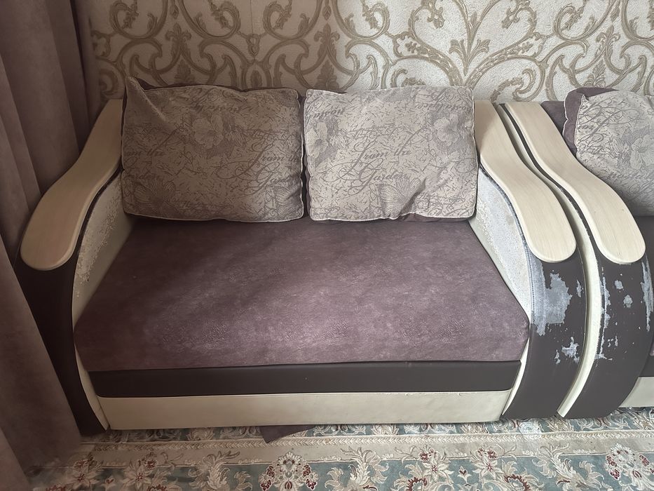 Продам диван тройка б/у