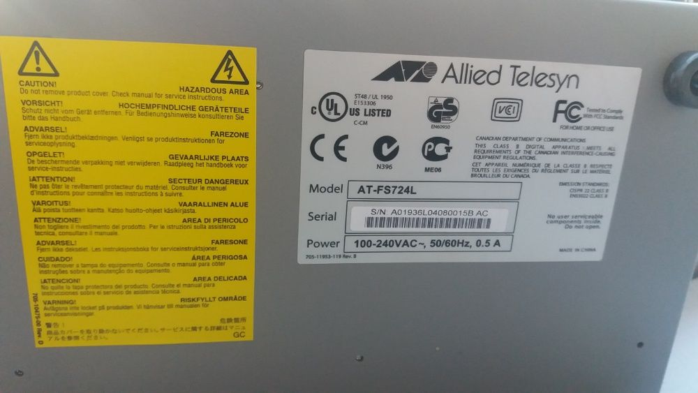 Router/Modem_Switch Allied Telesyn AT-FS724L 24xRJ-45 10/100Mbps=200ro