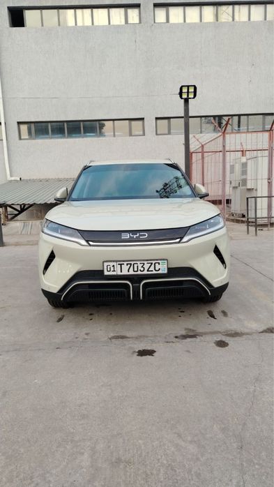 Продается BYD yan up 2025 года