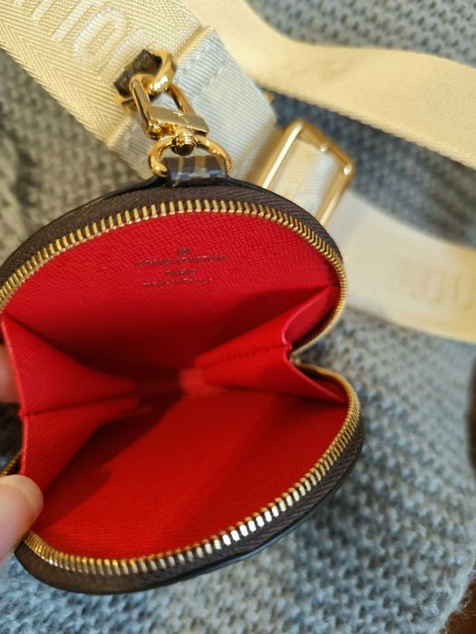 Louis Vuitton Модерна Функционална Дамска Чанта