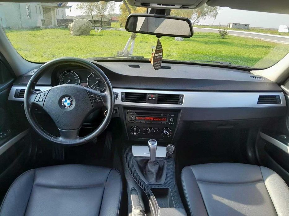 De vânzare BMW seria 3. 6300 euro.