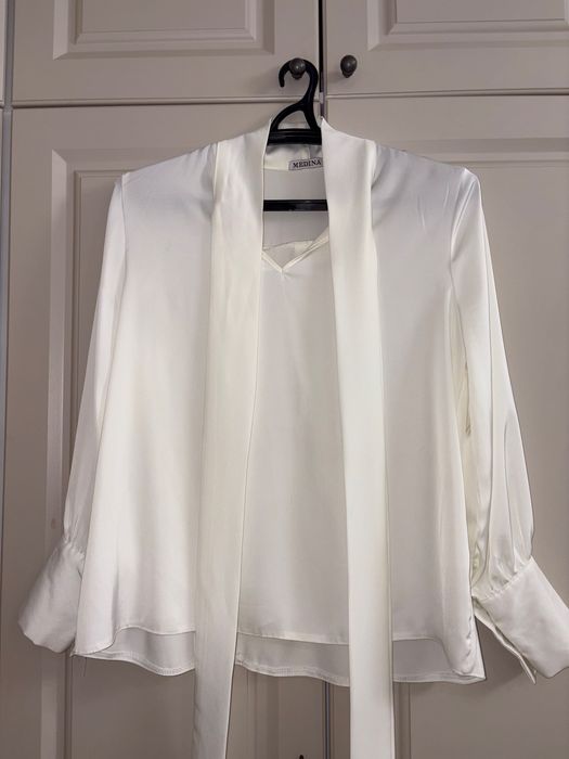 Продам белую рубашку можно для деловых, на повседневку