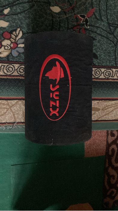 Продам сабвуфер и колонки на р13