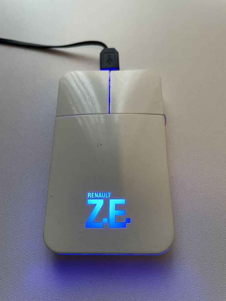 Mouse Renault Ze