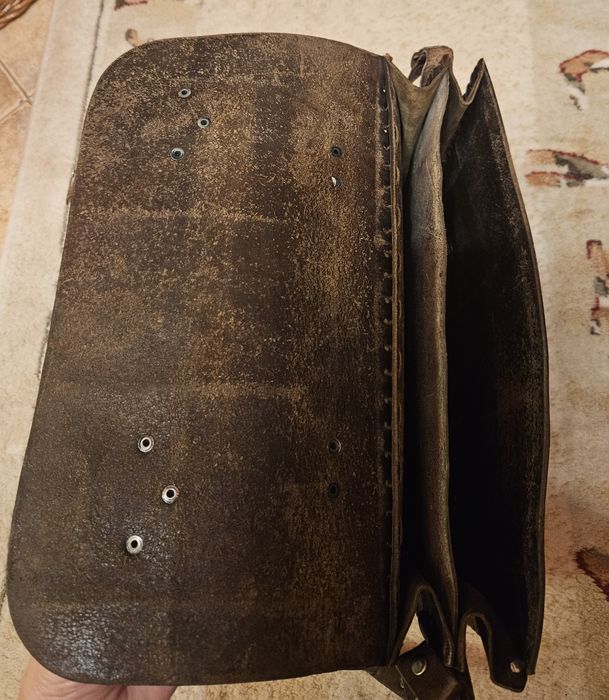 Дамска чанта от естествена кожа