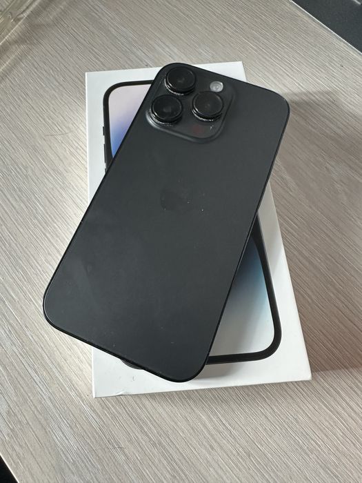 Vand Iphone 14 Pro 256 Gb black impecabil cu factura