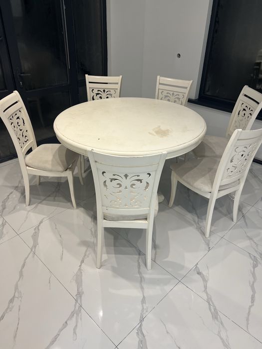 Стол и стулья 6 шт