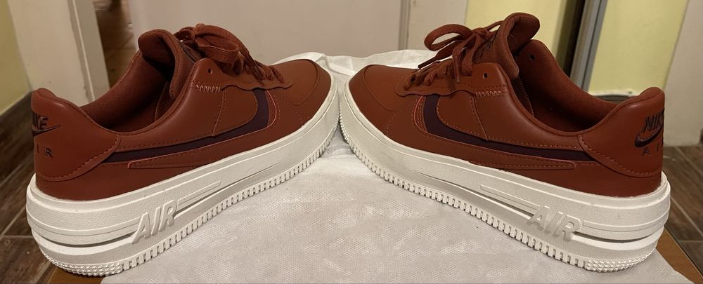 Nike Air Force 1 platform