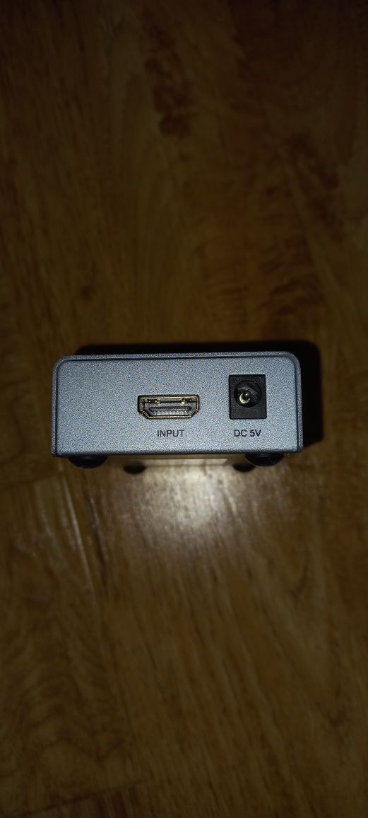 Продам HDMI сплитер +  HDMI кабели