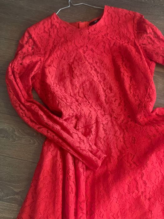 Рокля от дантела