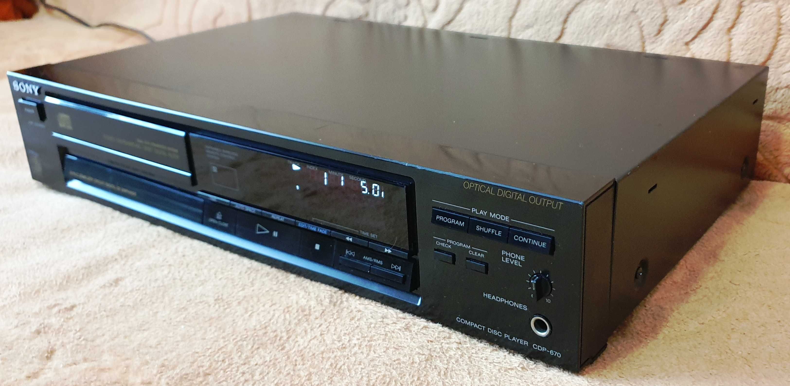 Sony CDP-670 CD player cu dual convertor