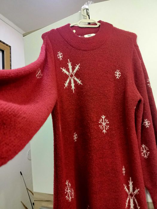 Rochie groasa cu model de Crăciun