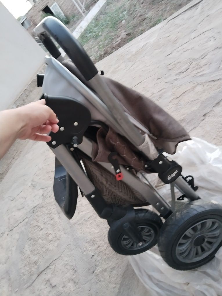 Продается детская коляска