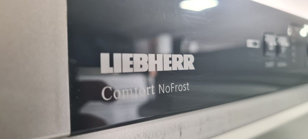 Хладилник с фризер Liebherr No Frost 180см А+