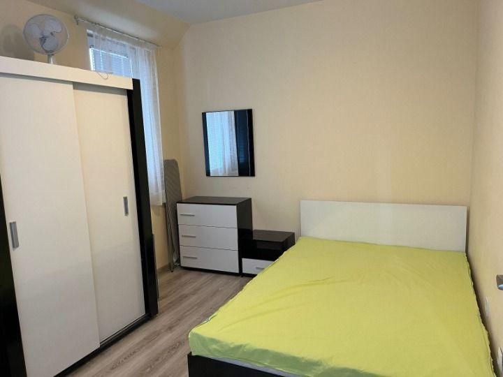 Тристаен апартамент в района на Младежки хълм