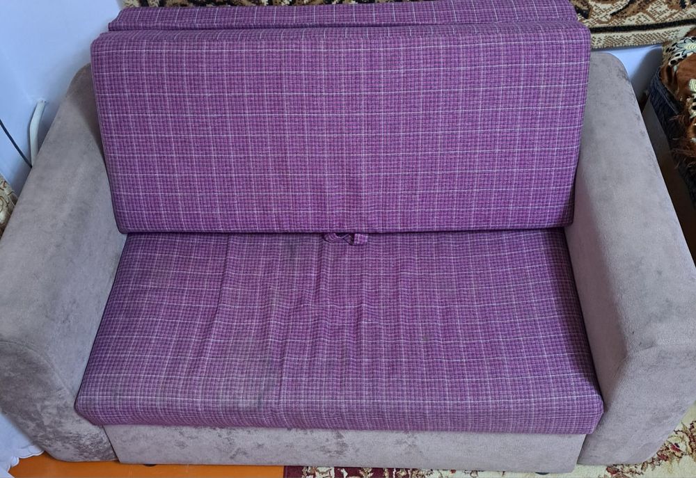 Продаётся раскладной диван б/у