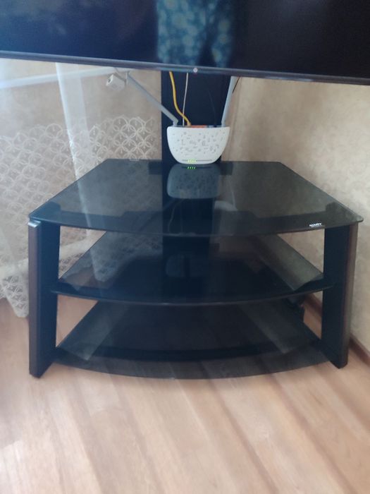 Тумба под телевизор