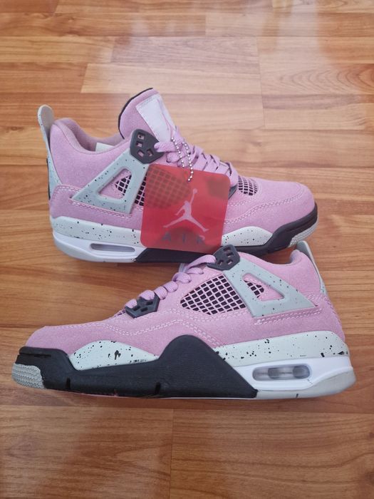 Adidași Jordan Retro patru