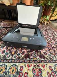 Копирна машина, скенер и цветен принтер