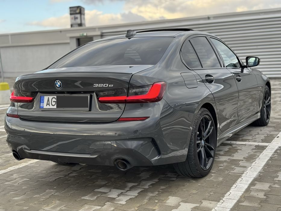 BMW G20 320e benzina Plug-in Hybrid / Pachet M interior/exterior