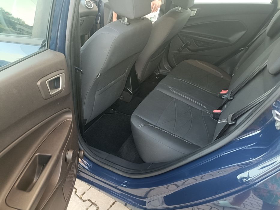 Ford Fiesta Facelift 1.6Tdci 95cp/Euro5/AC,Senzori parcare,Stare impec