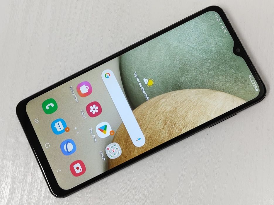 Samsung galaxy A 12 sotiladi