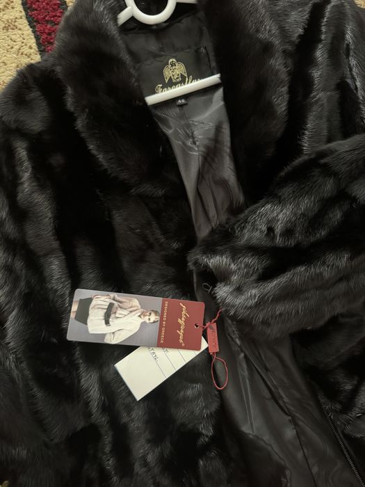 Новая и чистая шуба