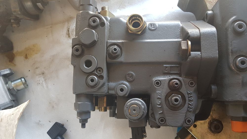Pompa hydromatic A4VG40EP1DM1/A4VG71EP1DT1