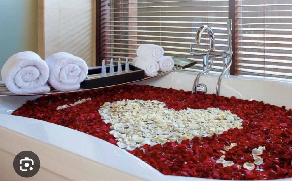 Лепестки роз для ванны