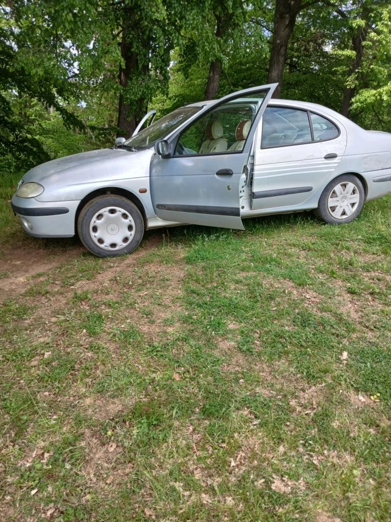Renault Megane 1