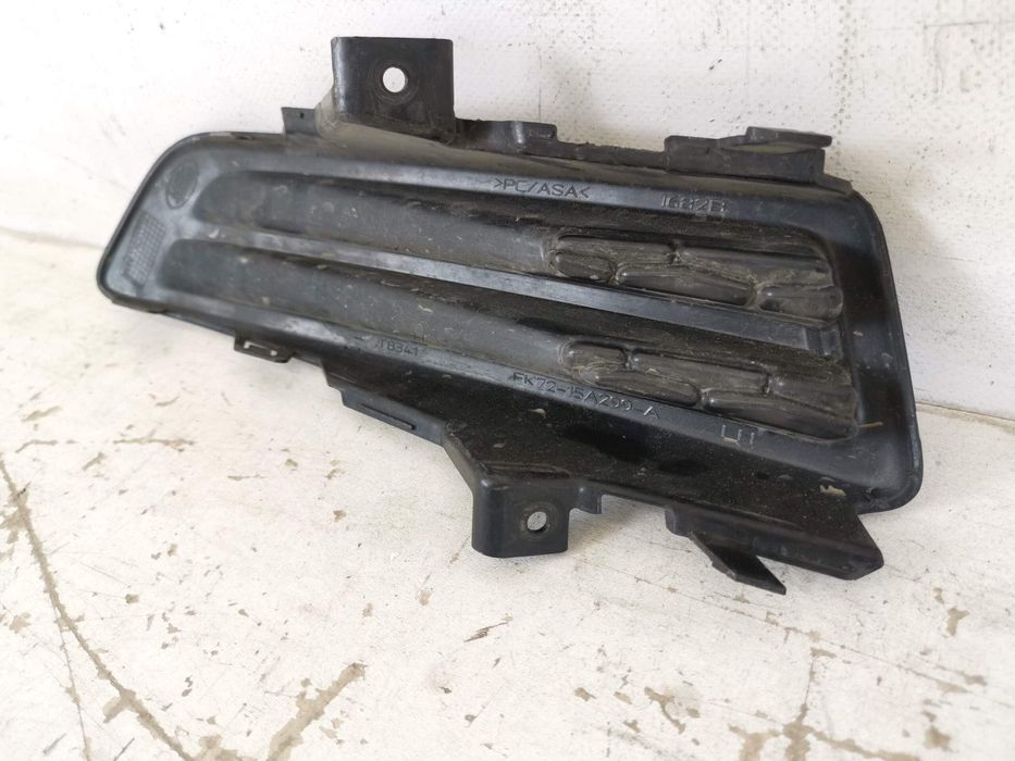 Ляв проекторен грил Ленд Роувър Дискавъри 4 / Lqv proektoren gril Land