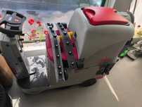 Подопочистващ автомат COMAC INNOVA 55