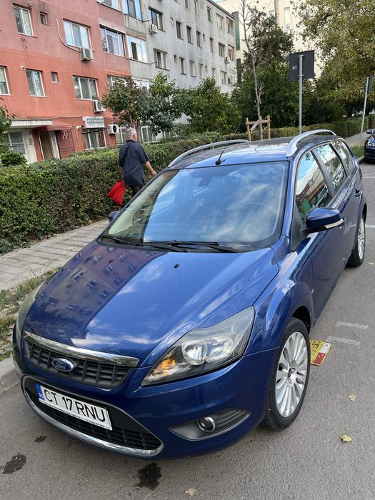 Vand Ford Focus Titanium 2009 Benzina Euro 4